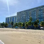Isla Verde Frente A La Playa Y Piscina, Centrico Y Accesible