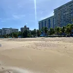 Isla Verde Frente A La Playa Y Piscina, Centrico Y Accesible