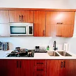 Aponte Rustic House - Walking To Beach - San Juan
