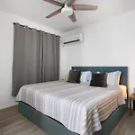 Pool House By Isla Verde Beach Home