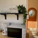 Sun-Drenched And Central Apartment In Santurce With Parking Apt 8