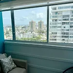 Condado Apt- Private Beach, Pool, & Family Ready!
