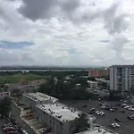 La Mancha Isla Verde Beach Apartment