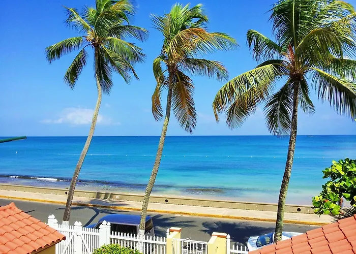 Tres Palmas Inn