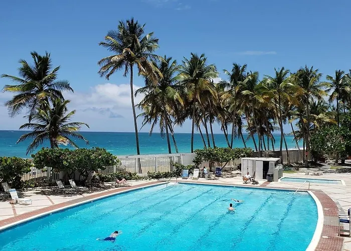 Kasa Galicia By The Sea Beachfront Condo Pool