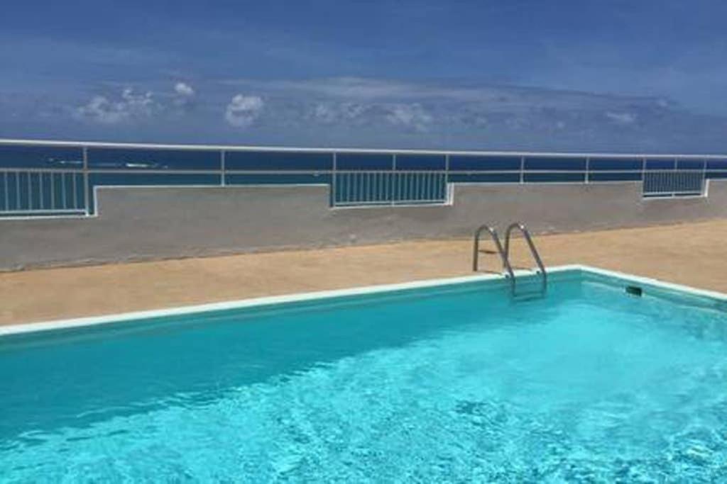Spectacular Beach Front Ph, 2 Level-3bd-2.5 Bath San Juan