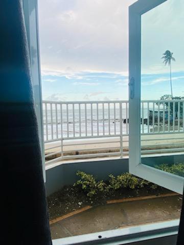 Sea Breezer Vacation Ocean Front En Condominio Playa Mar Apartamento *