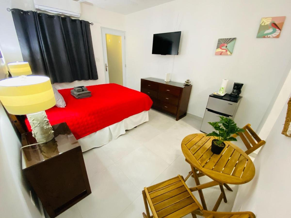 Apartamento Sea Breezer Vacation Ocean Front En Condominio Playa Mar San Juan