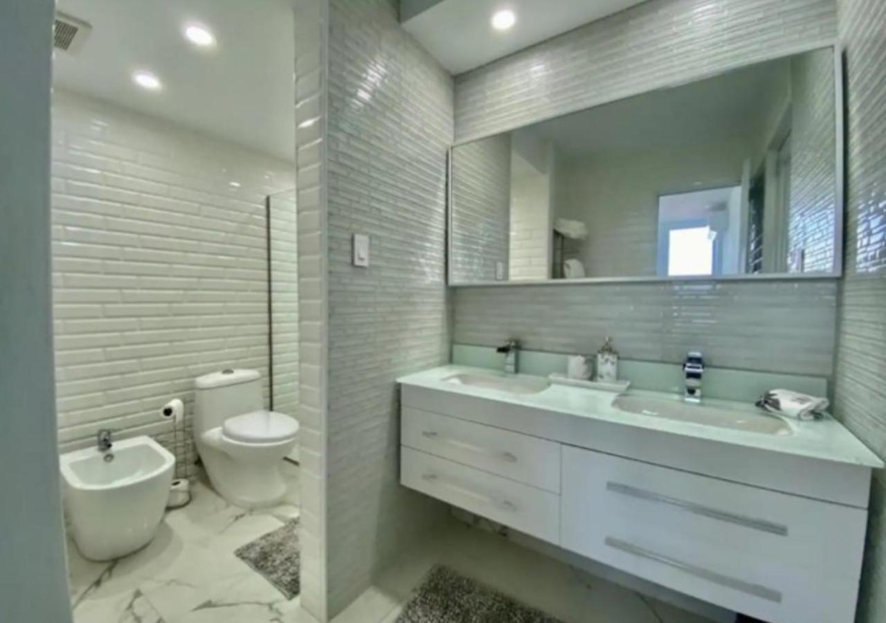 Apartamento Con Vista Al Mar En Isla Carolina