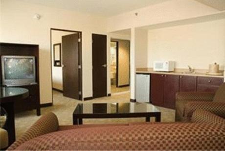 San Miguel Plaza Hotel 2*