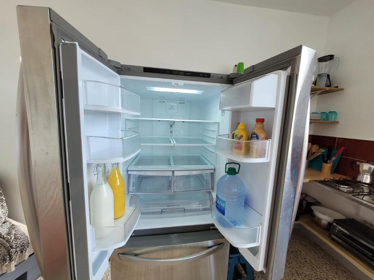 Apartment Jb23 Apts 3 Bedroom Near Airport *