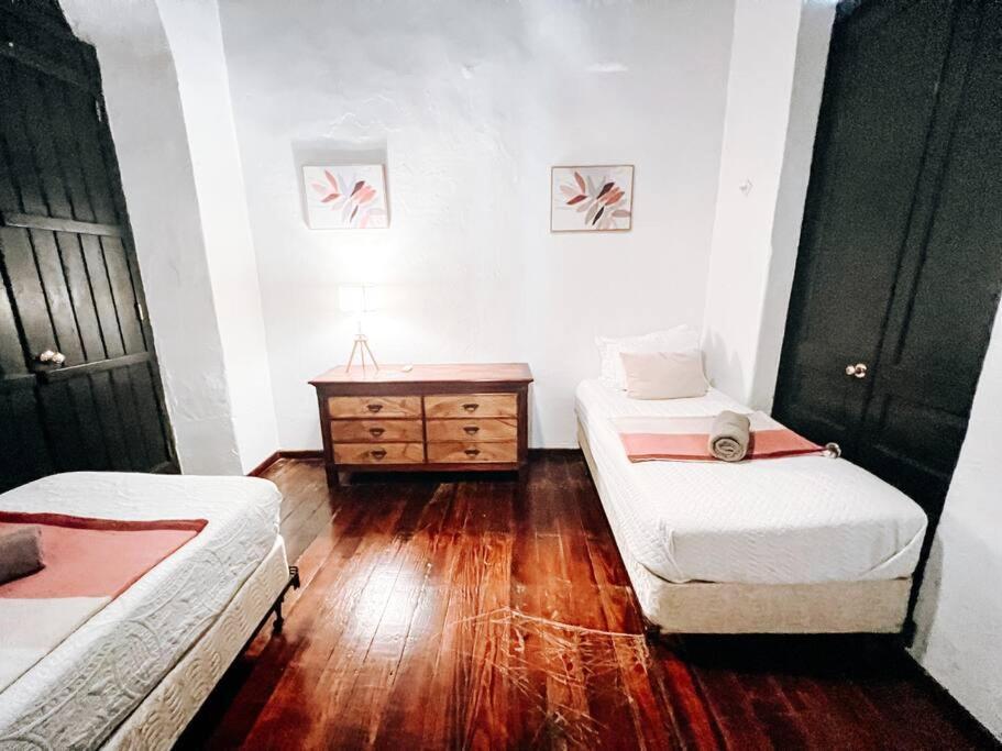 Tanca 255 Spacious Colonial House @ Old San Juan