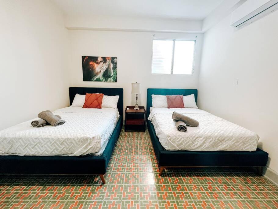 Picaflor 6 Charming Cozy Apt W/balcony @ Miramar Apartamento San Juan