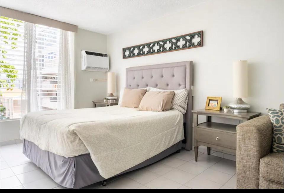 T-mobile District Spacious Studio In Quiet & Tranquil Area San Juan