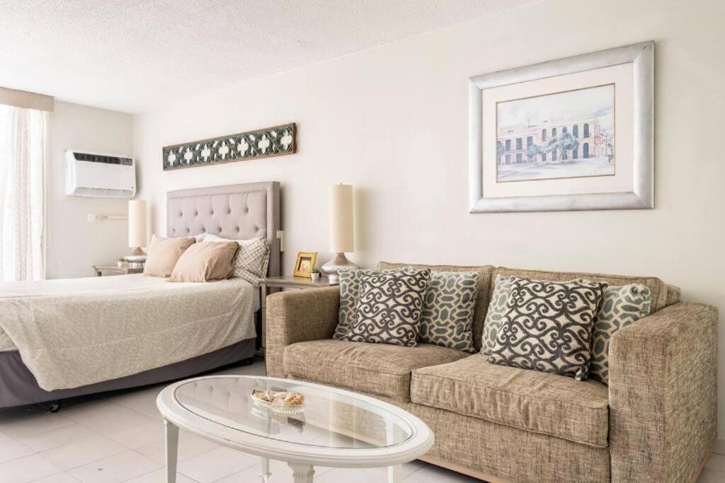 T-mobile District Spacious Studio In Quiet & Tranquil Area Apartamento