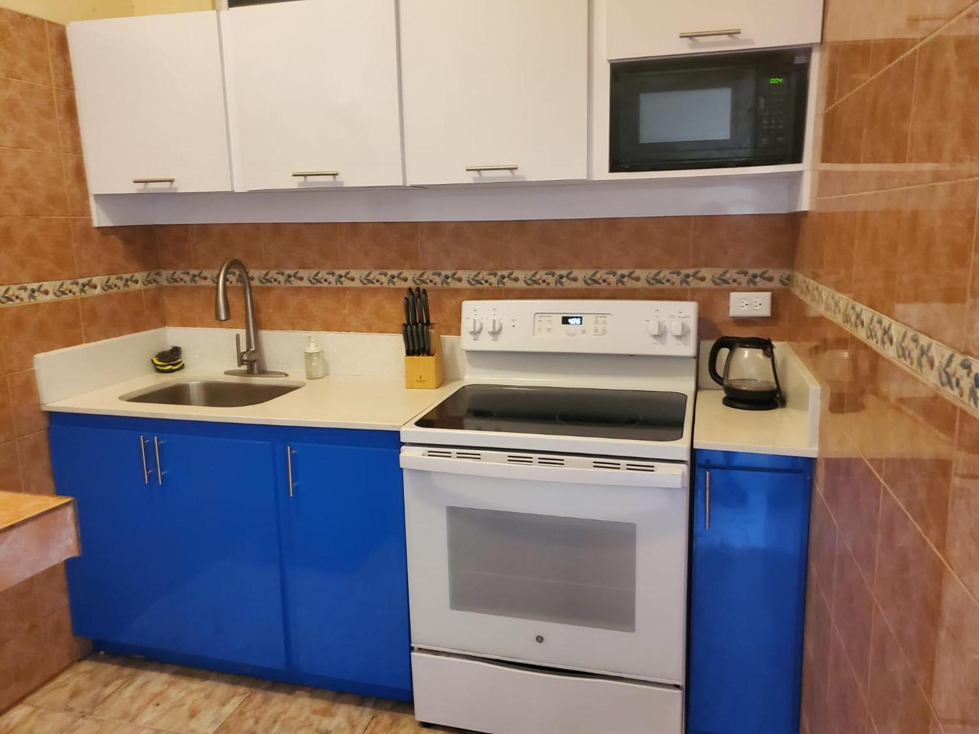 Del Valle Casa Near Trendy Calle Loiza- One Bedroom With Queen Apartamento