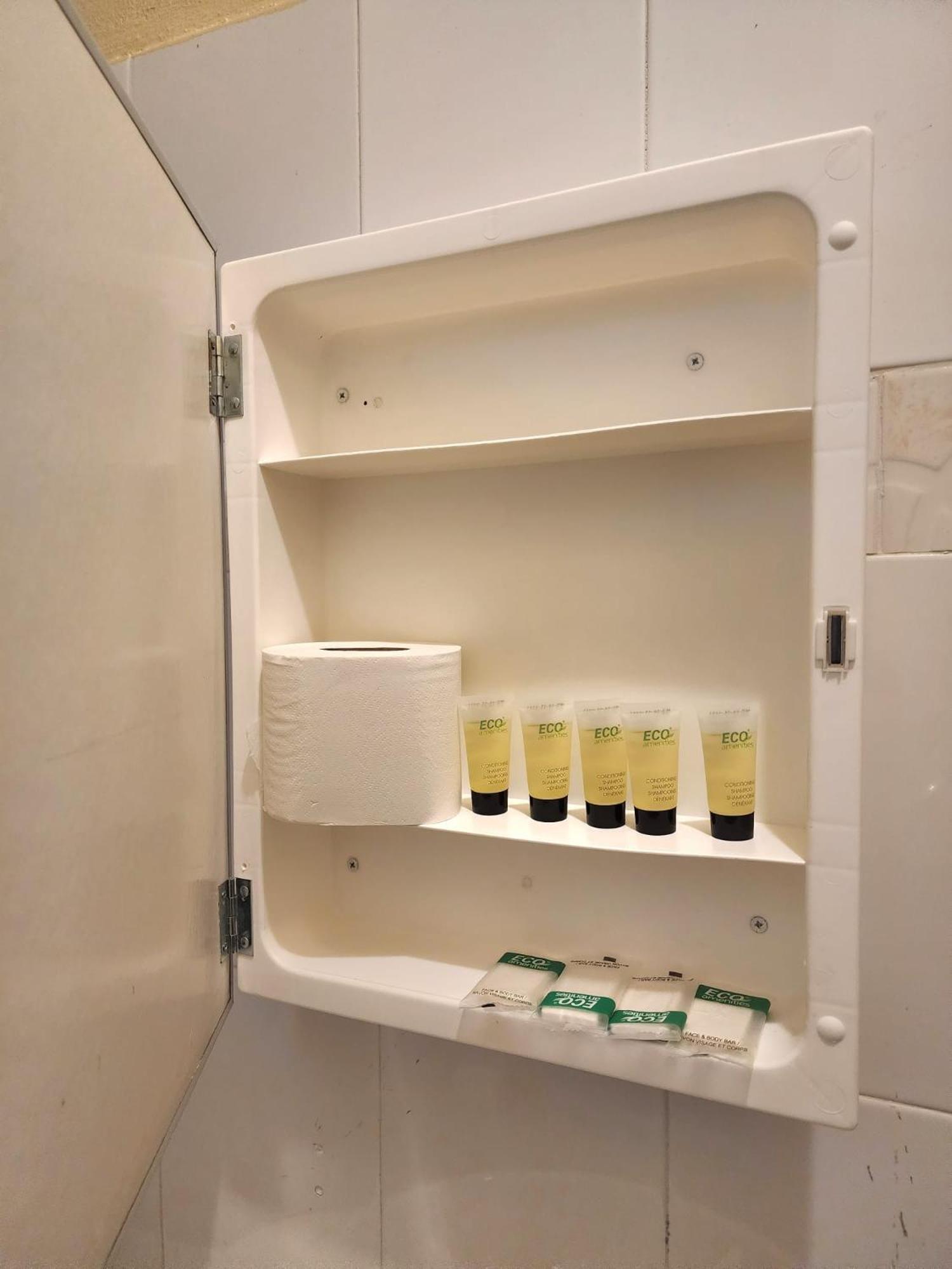 Del Valle Casa Near Trendy Calle Loiza- One Bedroom With Queen Apartamento *