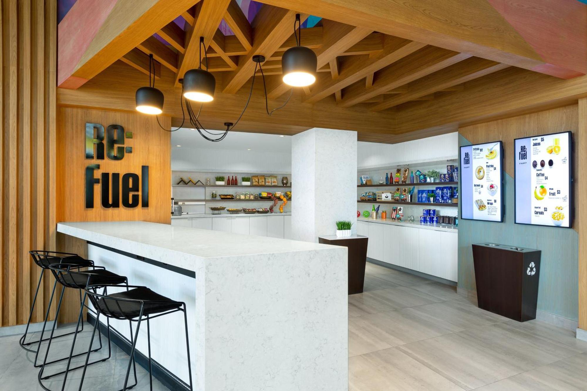 Hotel Aloft 3*