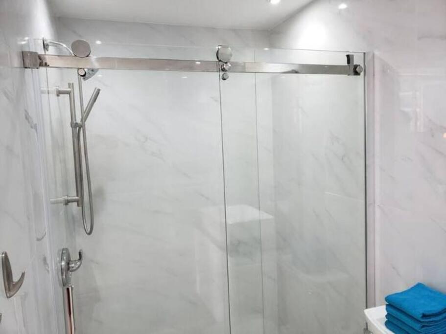 Esperanza 2bdr 2b Oceanfront Pool Parking Apartamento San Juan