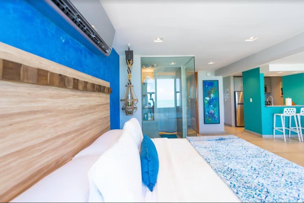 Modern Jewel Beachfront Isla * San Juan
