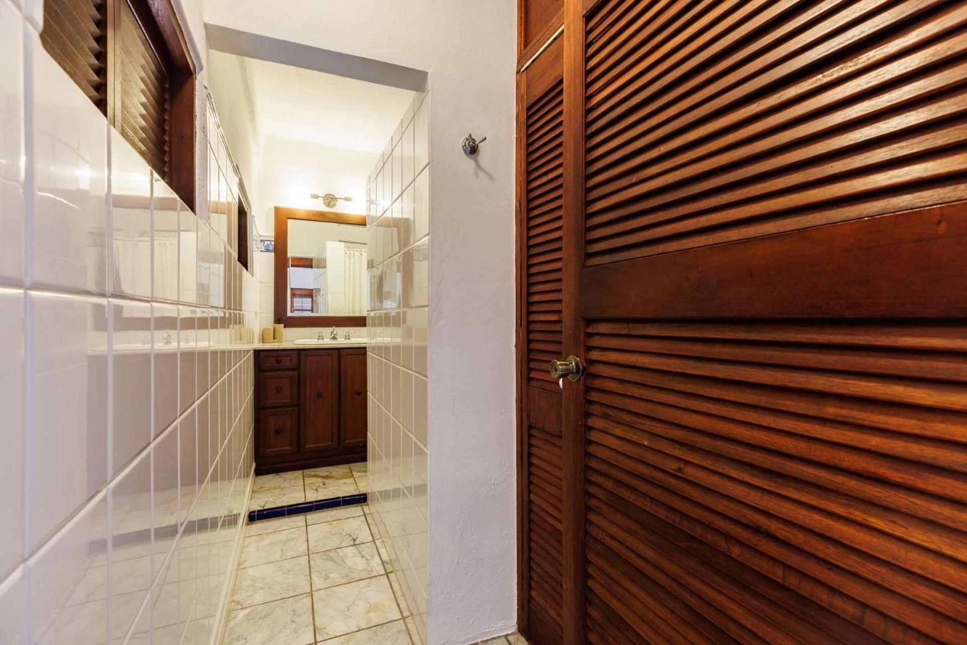Old Kings Castle Penthouse Retreat - Family Friendly * San Juan