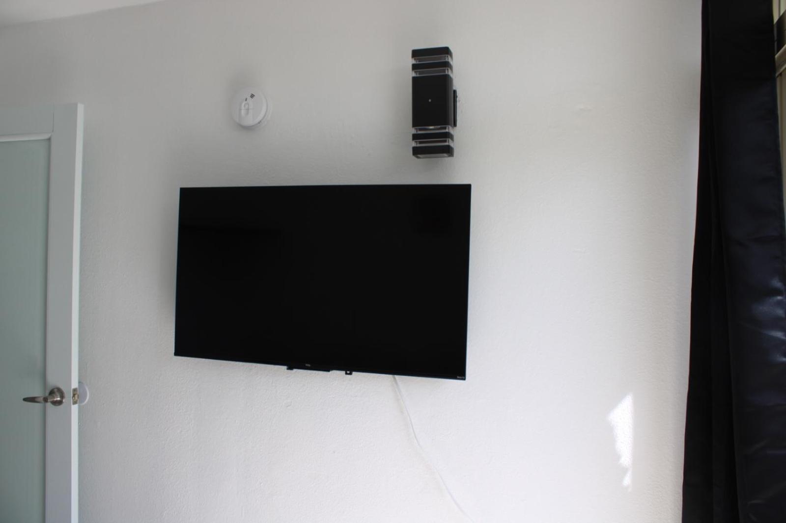 Airport Retreat With A Pool Apartamento *