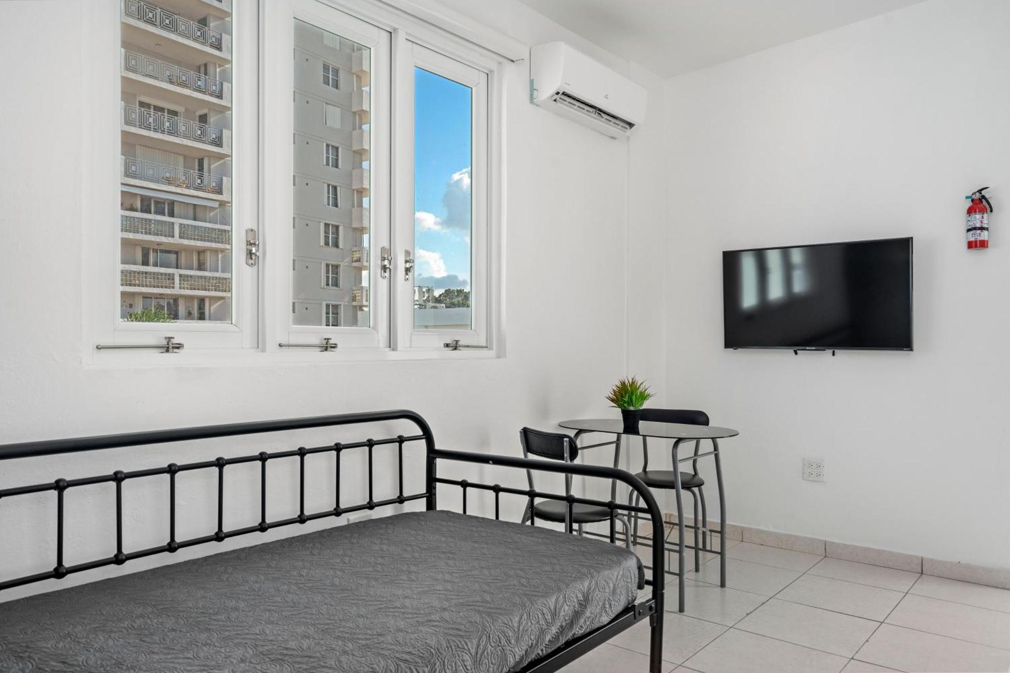 1 Step From The Pool Pet Friendly Apartamento San Juan
