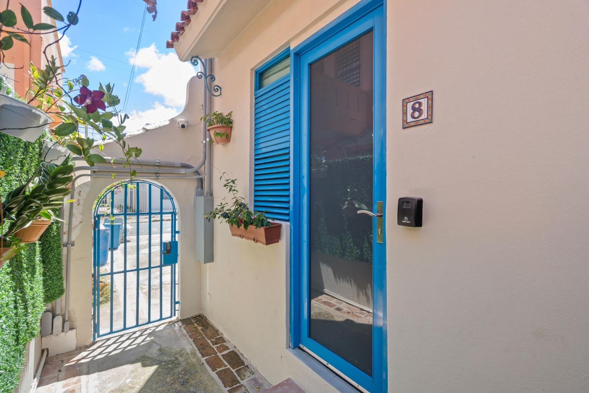 Artistic & Cozy Garden In Santurce Mm8 Apartment