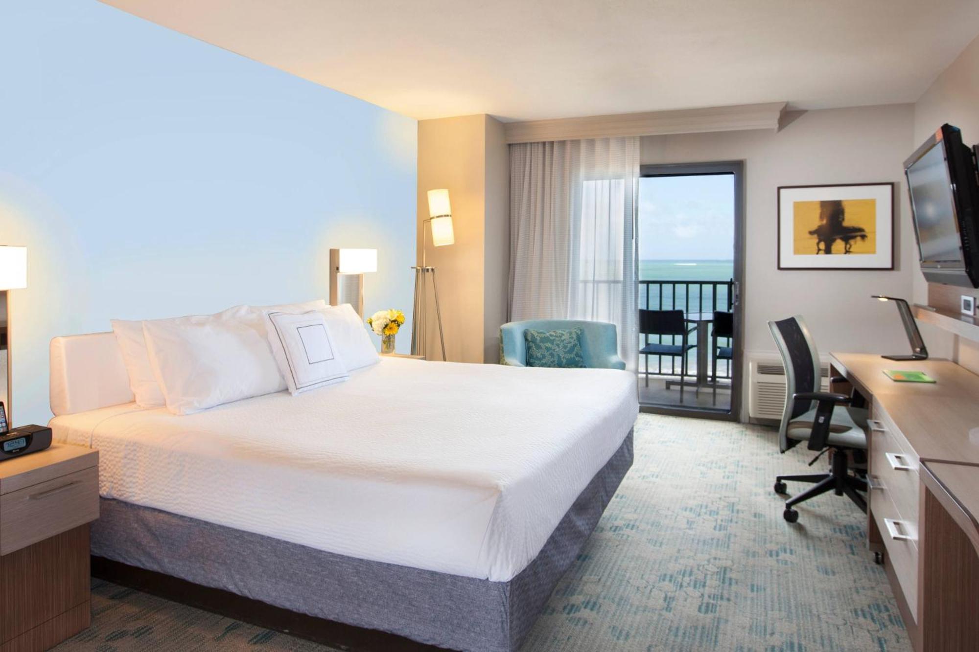 Resort Courtyard By Marriott Isla 4*