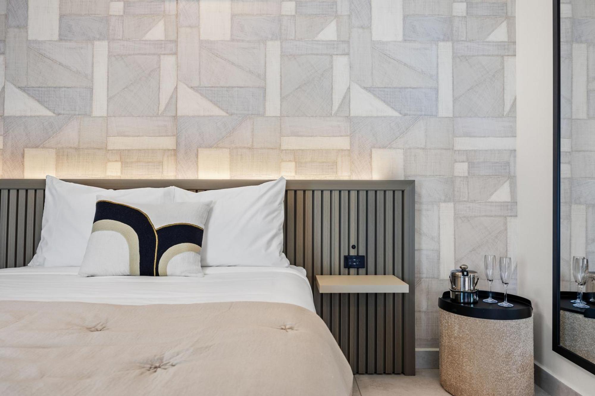The Weekender By Otium Hotel *