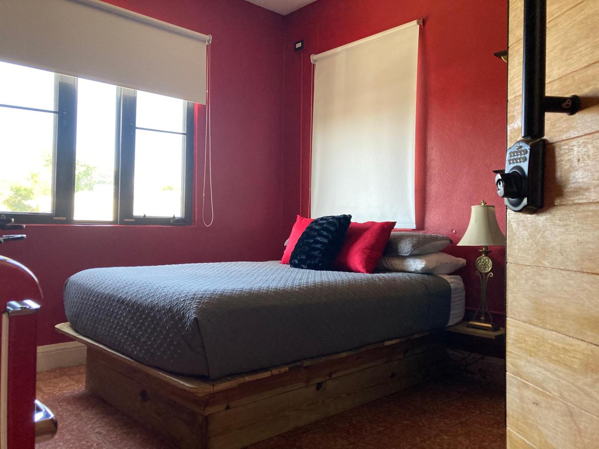 King Sling Room, Between Pool And Jacuzzi - Enjoy! (adults Only) San Juan