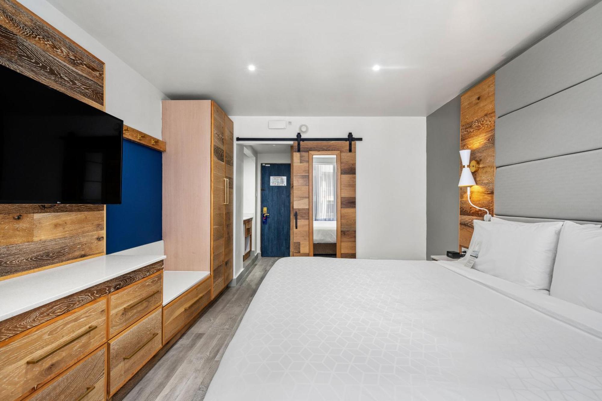 Express Condado By Ihg Resort 3*