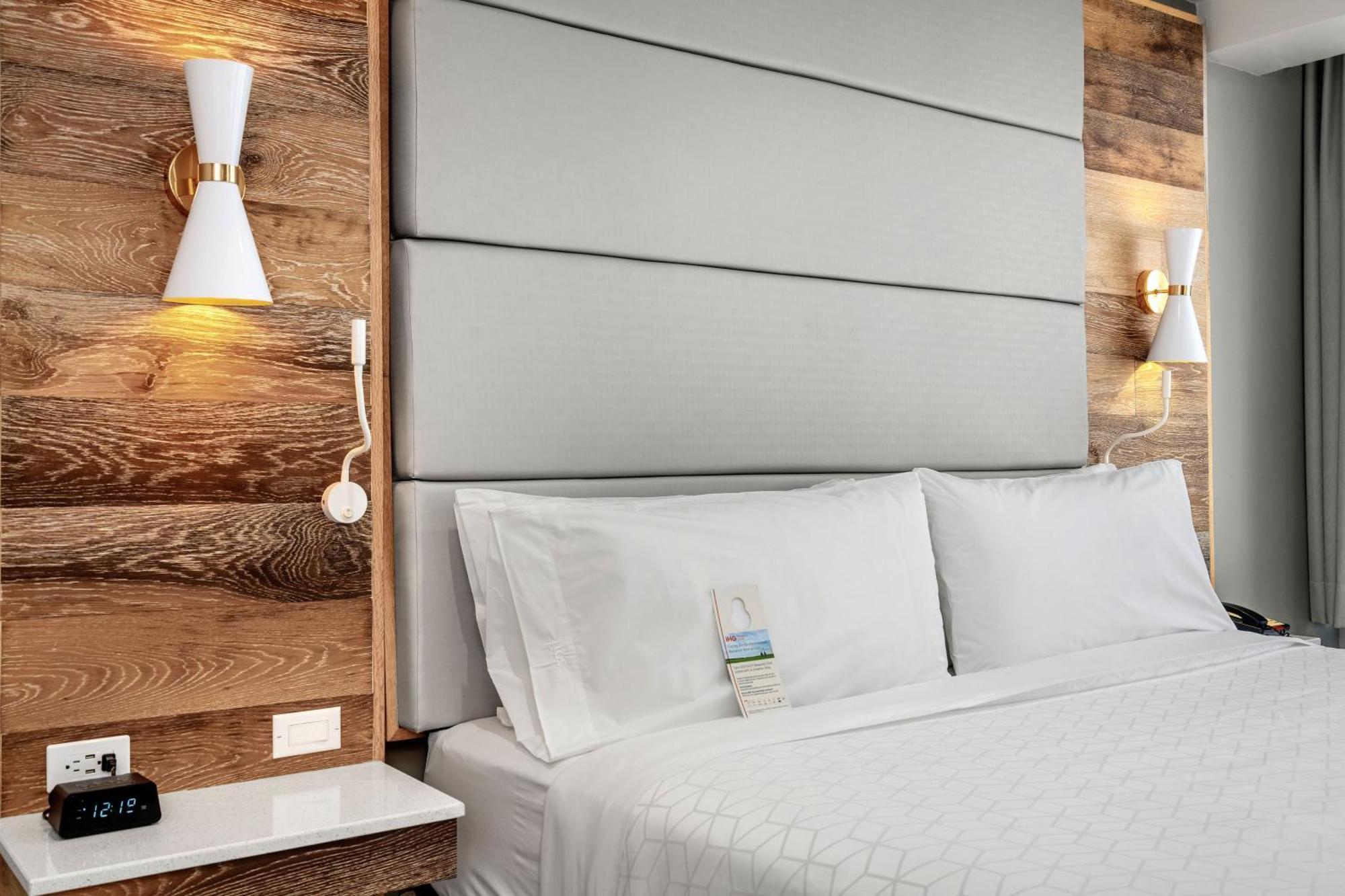 Resort Express Condado By Ihg 3*