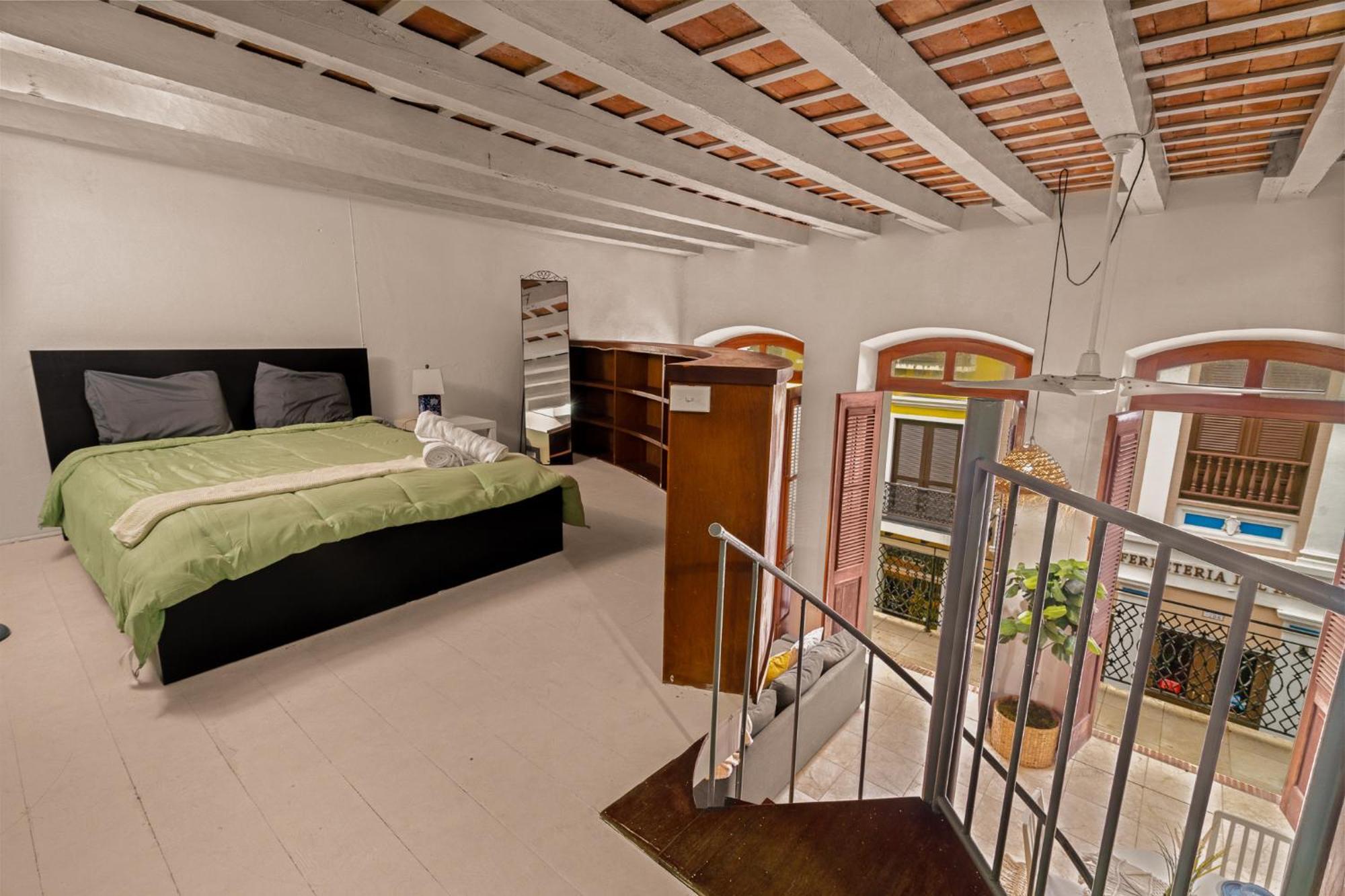 Opal Penthouse - Balcony View - 5 Bedrooms * San Juan