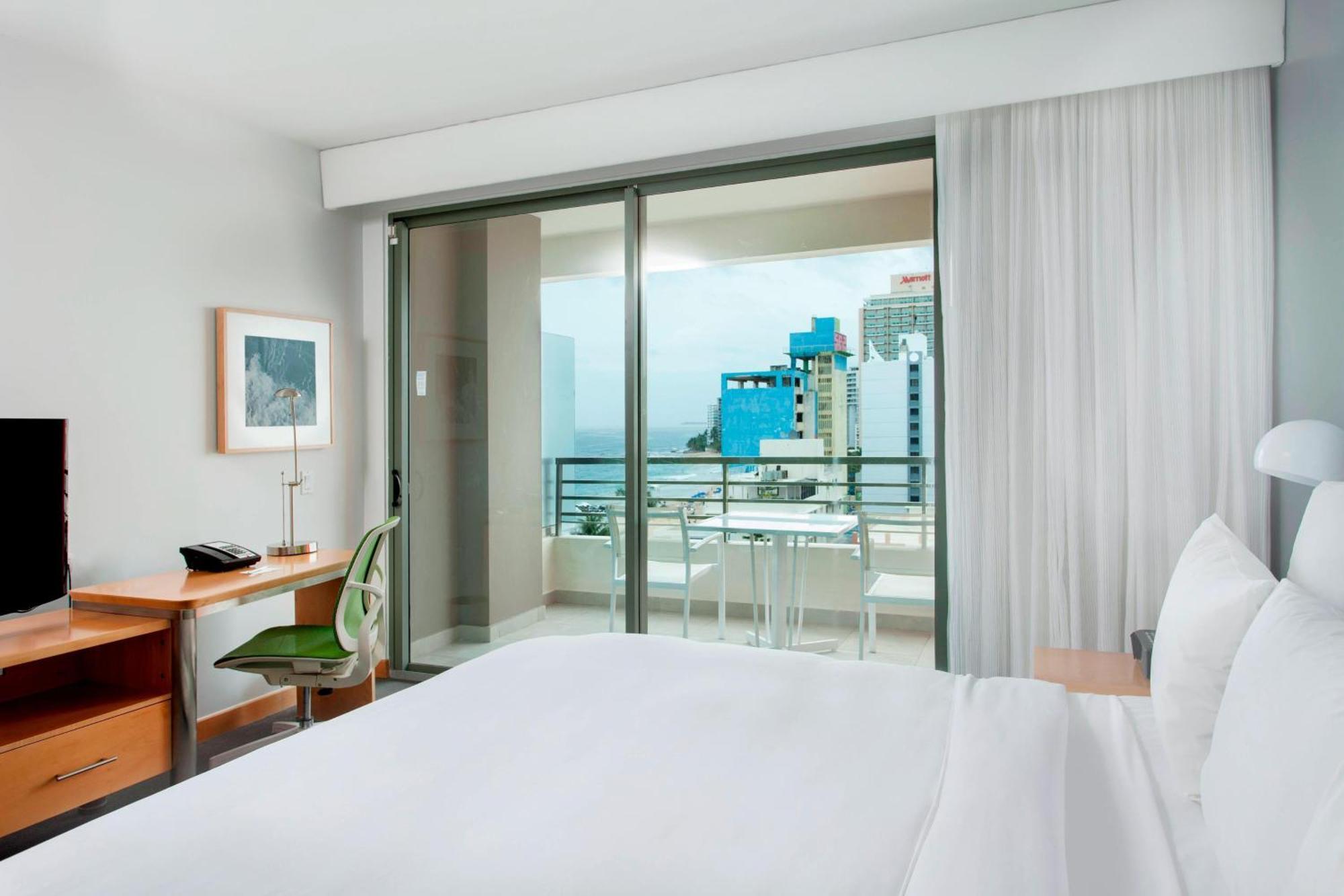 La Concha Renaissance 4*
