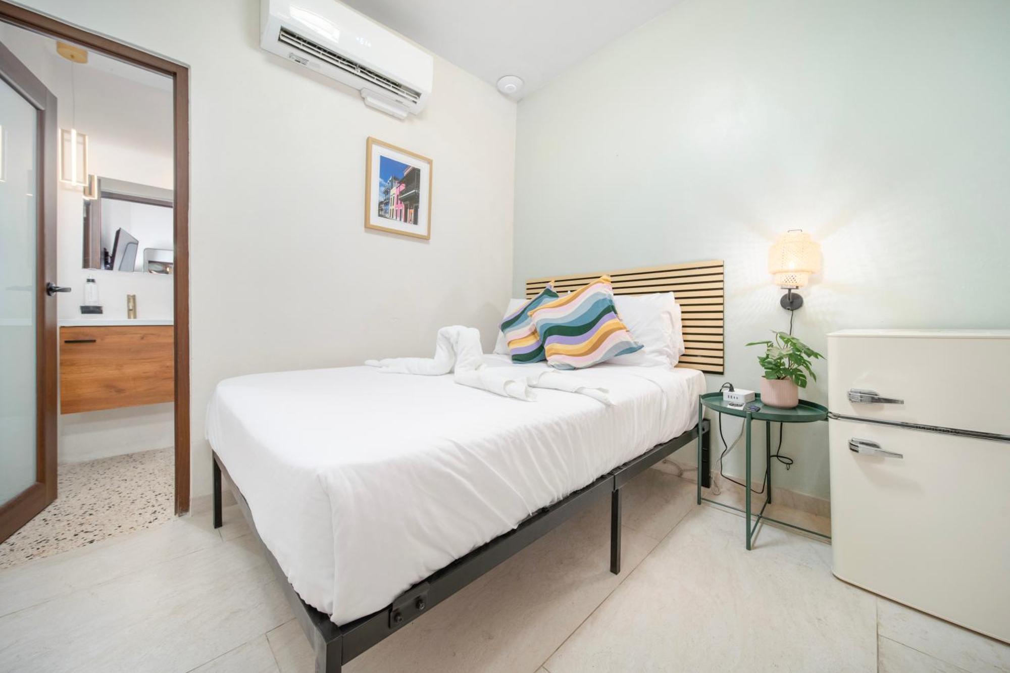 3 Vibrant Walkable Hub In Santurce Hotel *