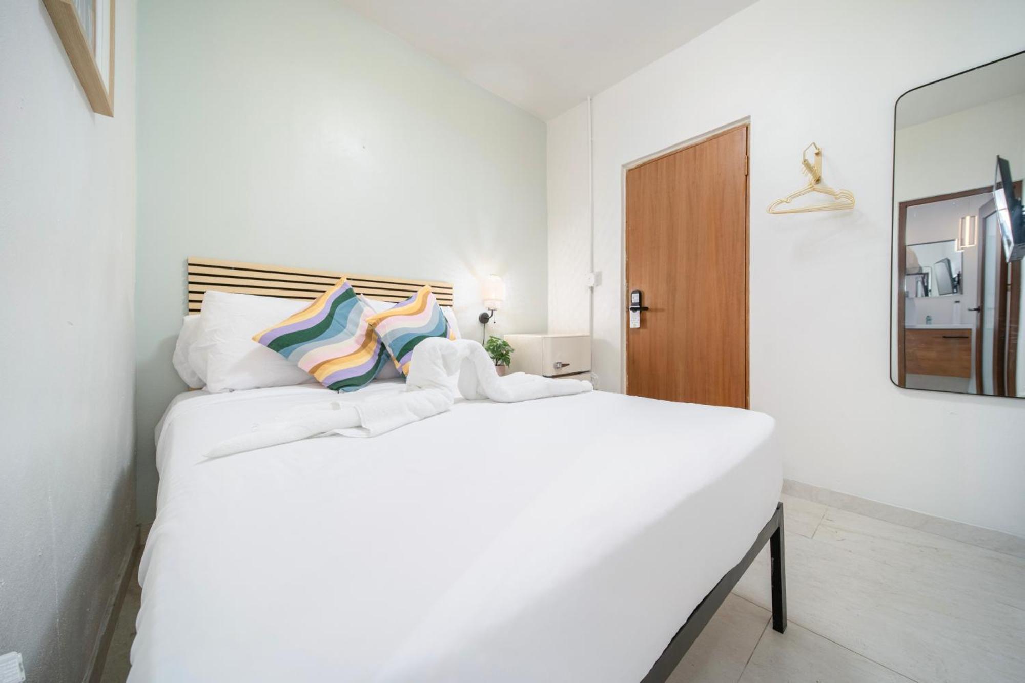 3 Vibrant Walkable Hub In Santurce * San Juan