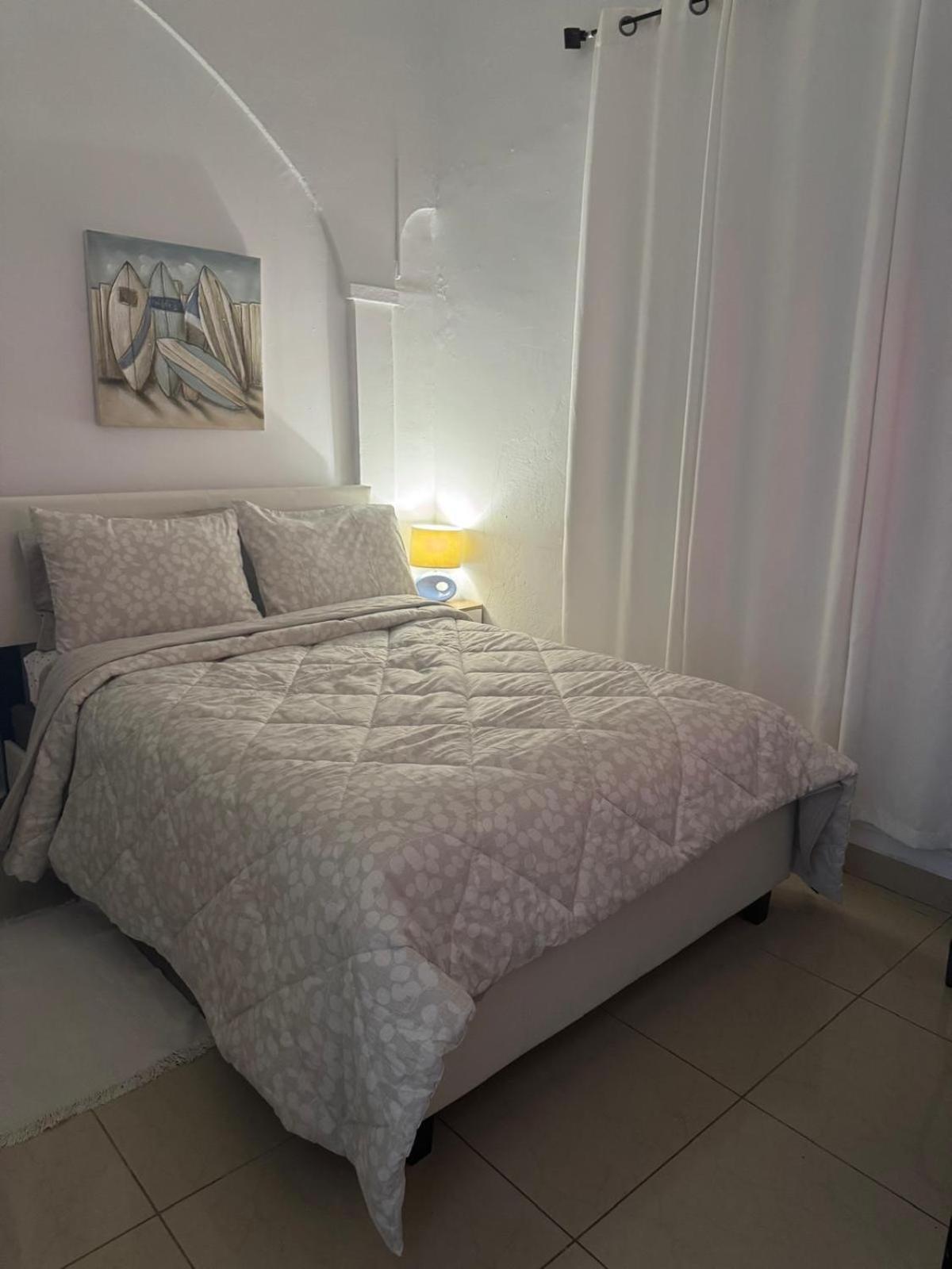 Hostal Oasis *