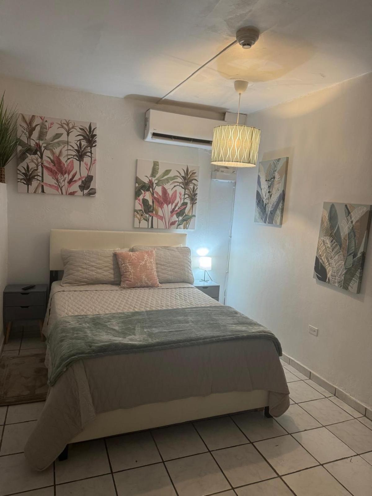 Hostal Oasis