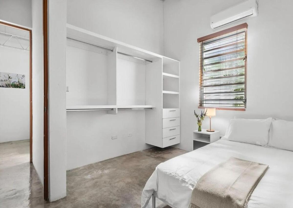 Holiday home Estrella Urban Oasis Private Rooftop Pool And Patio *