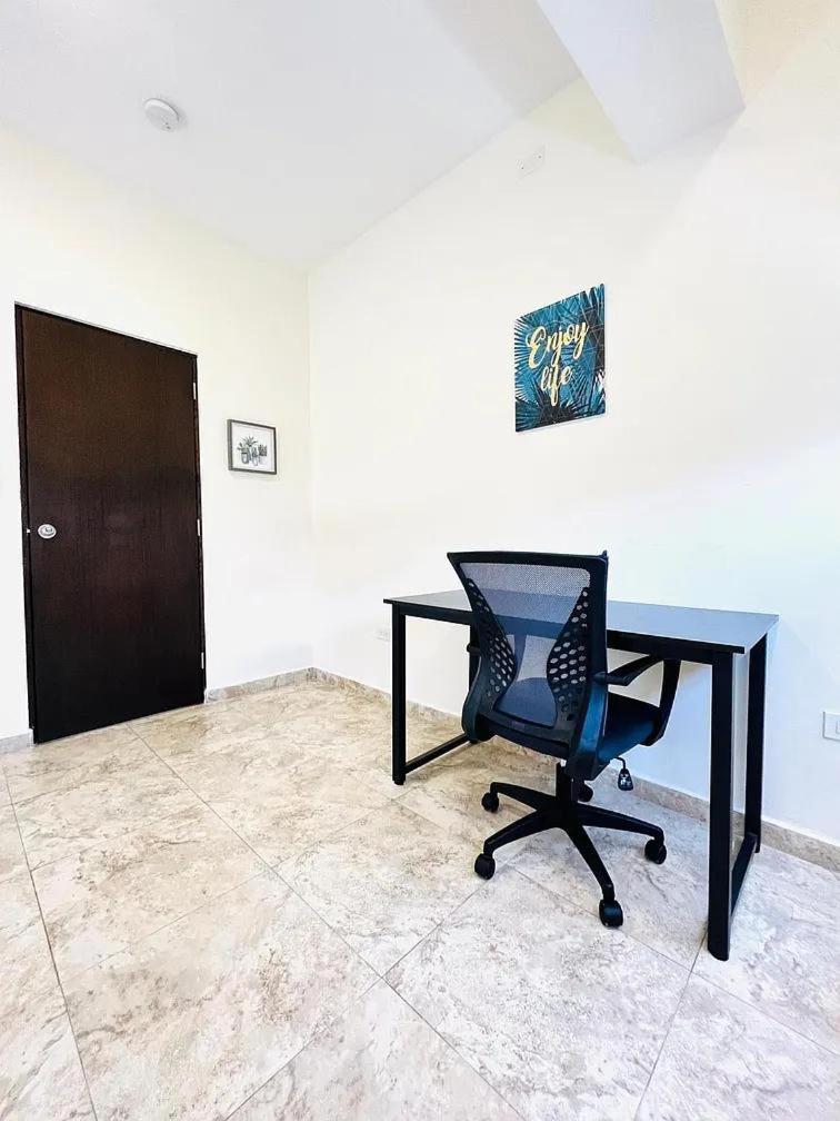 Western Blu Apartment San Juan