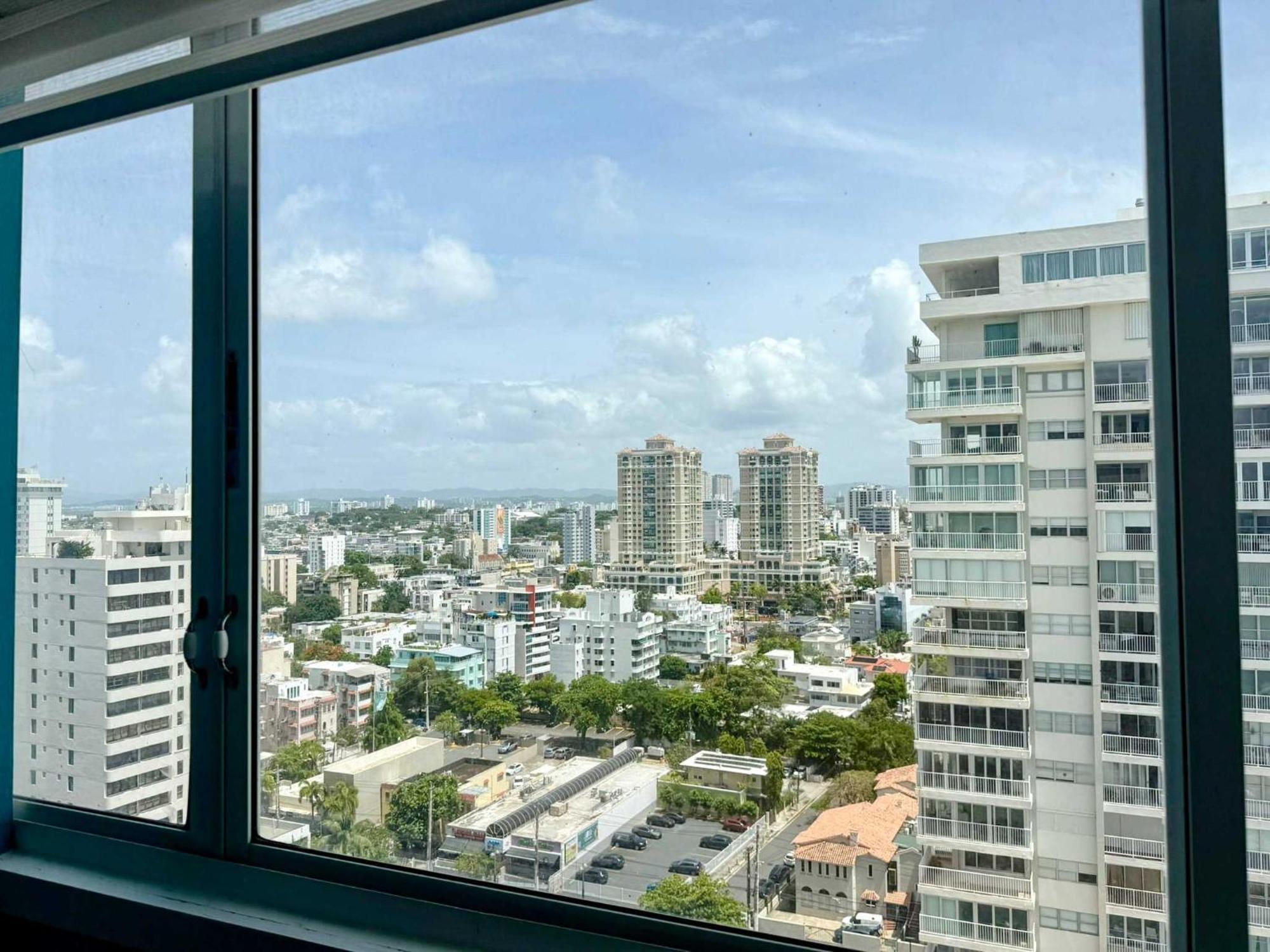 Holiday home Condado Apt- Private Beach, Pool, & Family Ready! San Juan