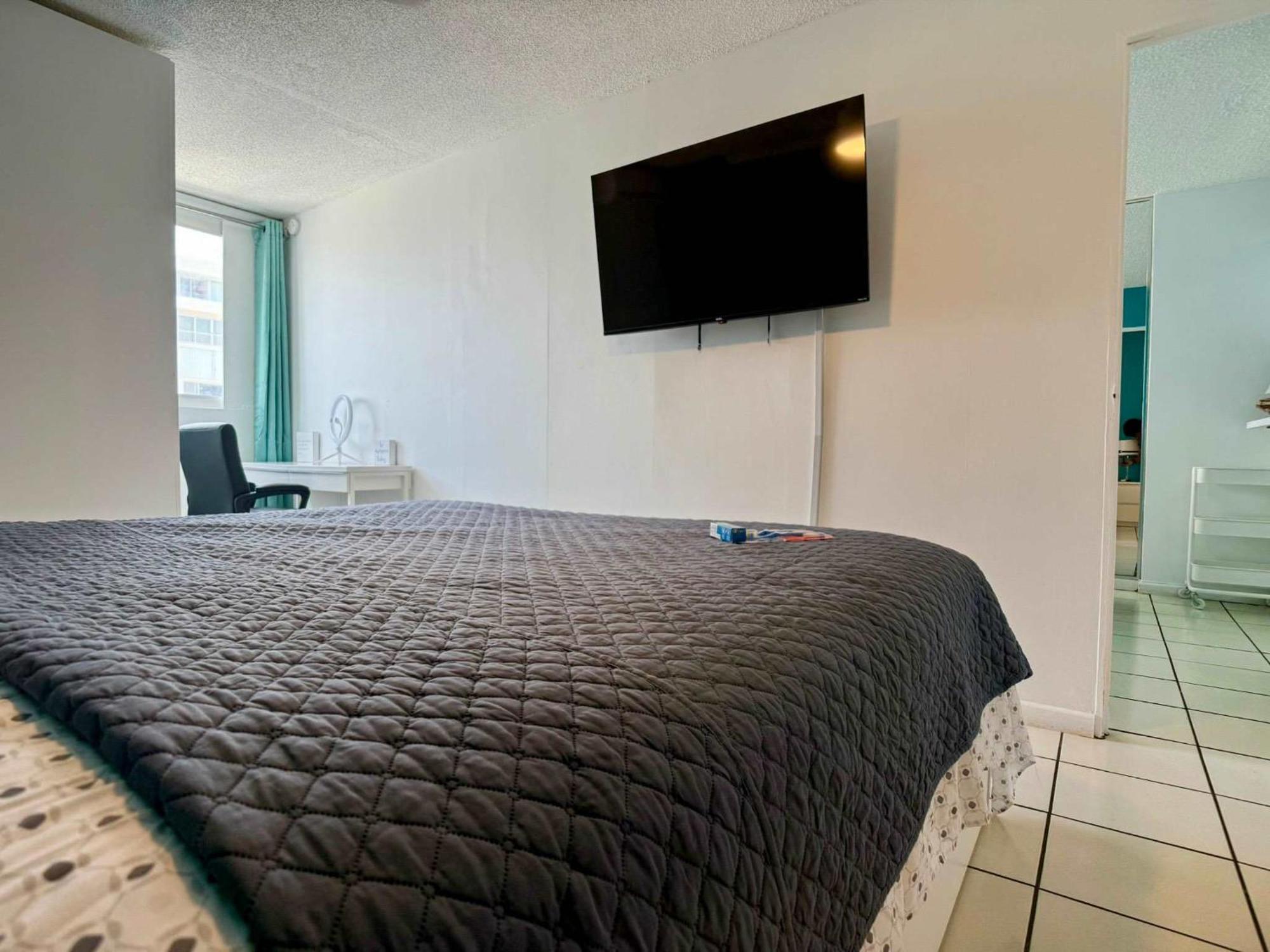 Holiday home Condado Apt- Private Beach, Pool, & Family Ready! *