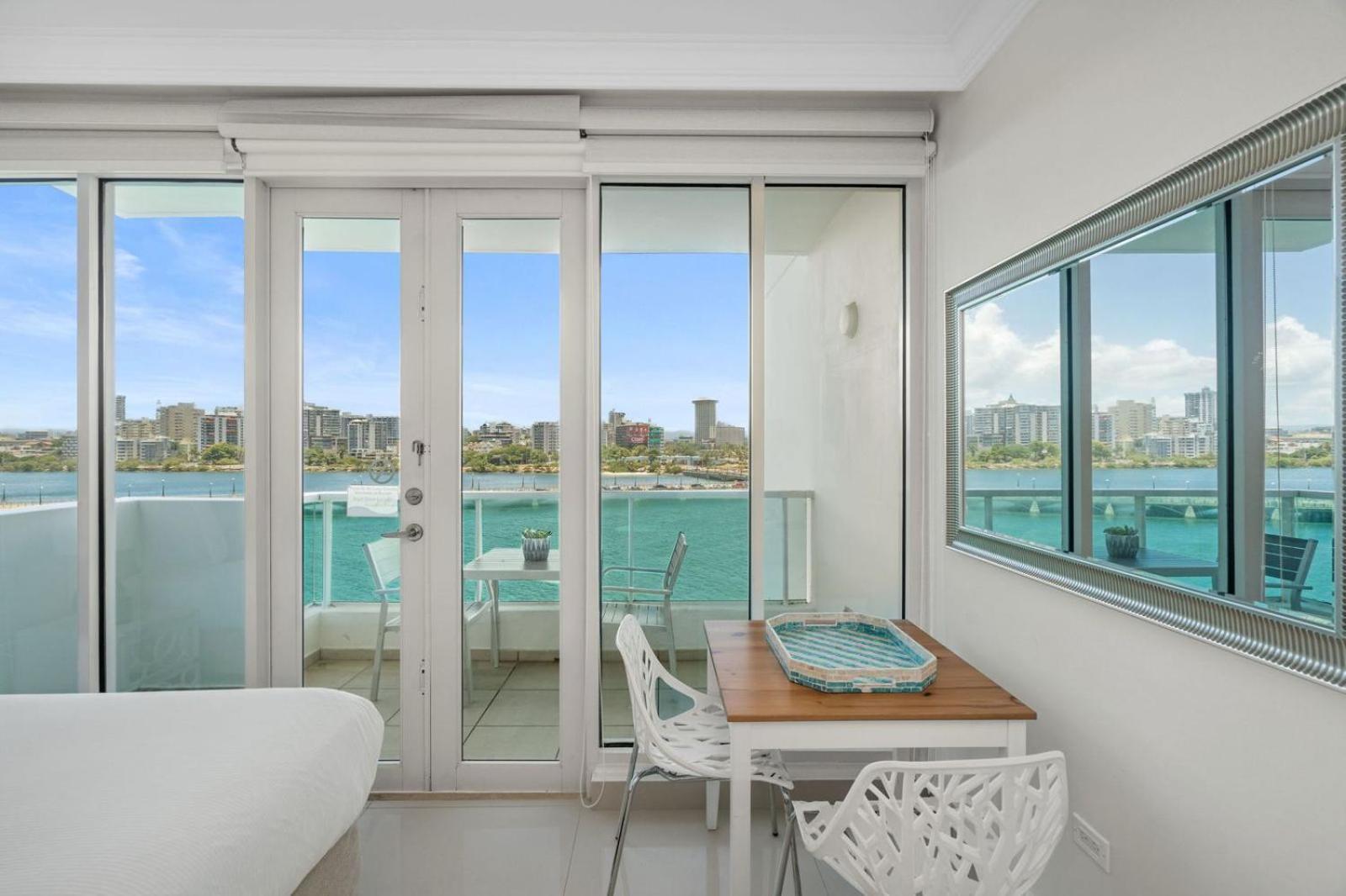 The Sunrise With Ocean View L 2 Queen Beds Apartamento San Juan