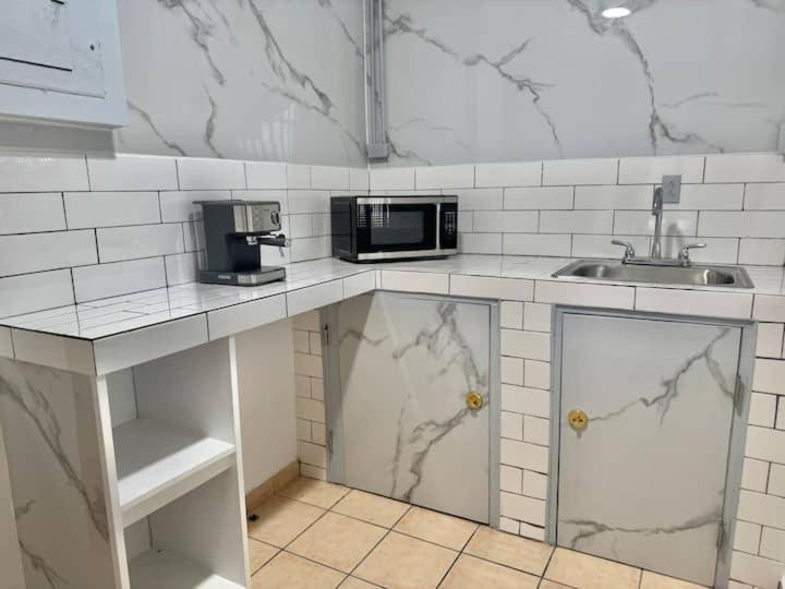 R10 Aparthotel *