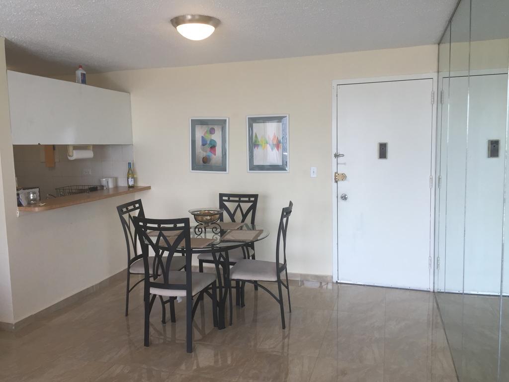 Marbella Del Caribe Beachfront Apartamento *