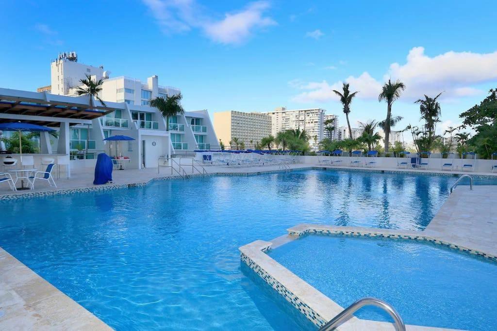 Esj Towers Jr One Bedroom - Beachfront Top Location View Lux! Apartamento San Juan