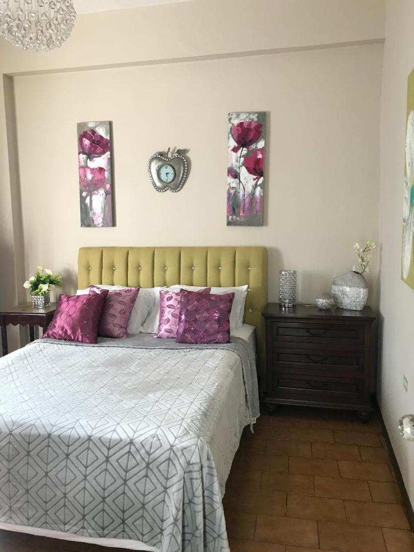 The Balconies Studio, The Marilyn & The Crystal At Casa Of Essence In Old Apartment San Juan