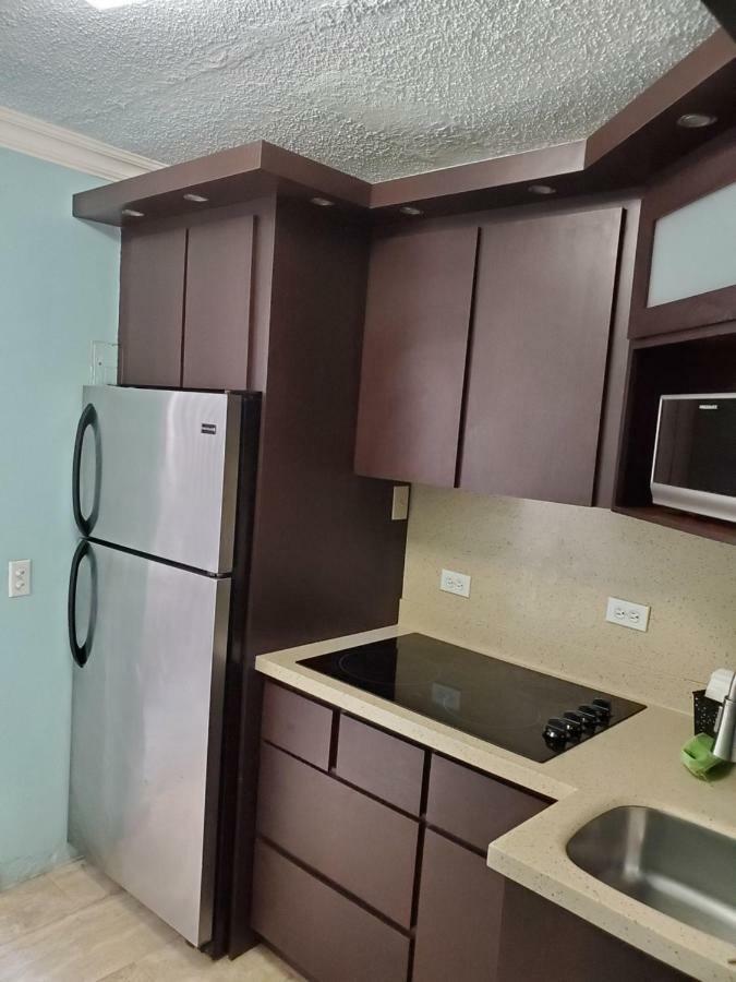 Apartamento Beach Front Apt 5 At Isla Verde Tower