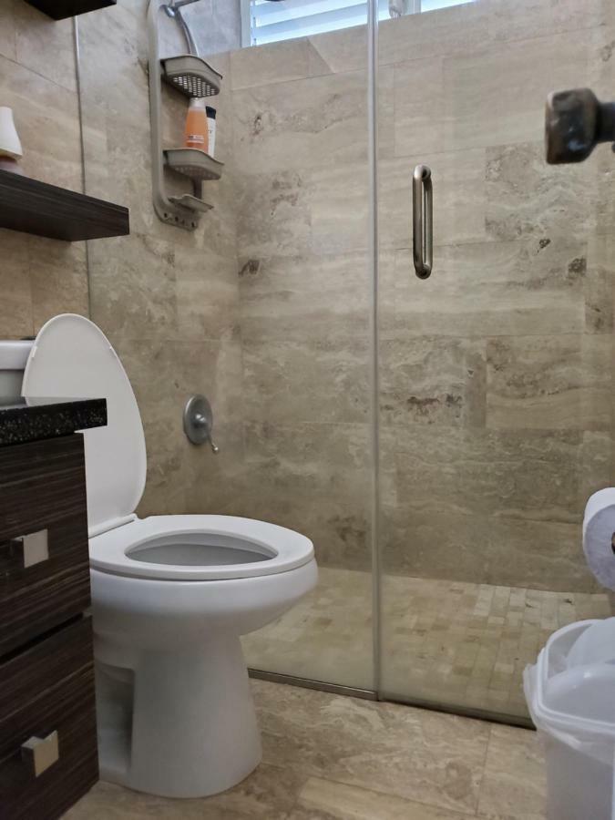 Beach Front Apt 5 At Isla Verde Tower Apartamento
